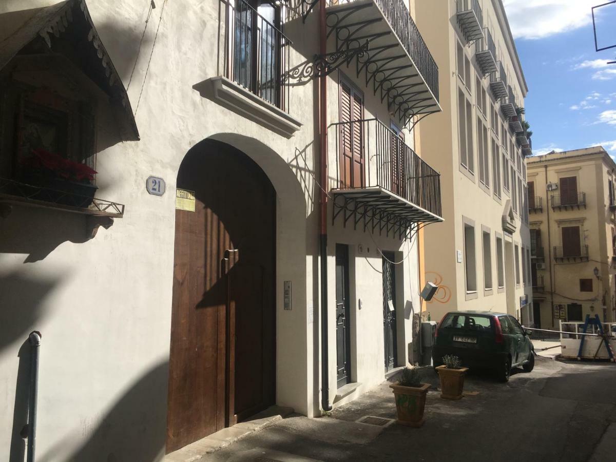Discesa Delle Capre Studio Confort Παλέρμο Εξωτερικό φωτογραφία